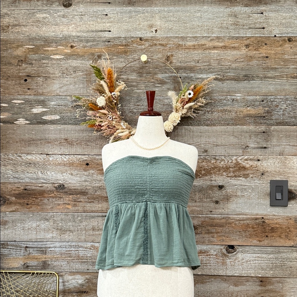 American Eagle Outfitters Sage Strapless Crop Top